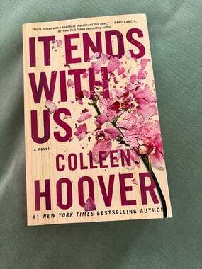 It Ends with Us by Colleen Hoover (Signed Paperback first edition)